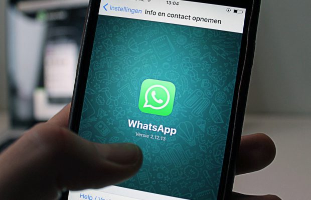 Green Pass, su WhatsApp messaggi per scaricare il certificato: è una truffa