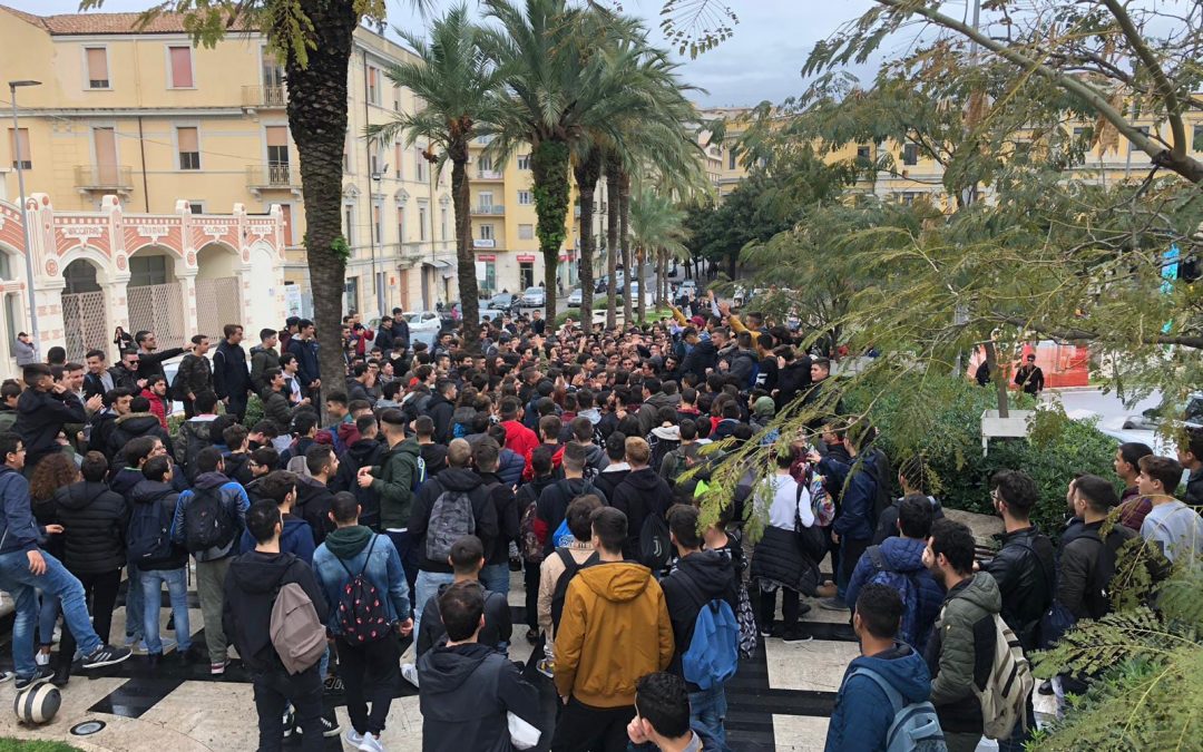 La protesta degli studenti a Catanzaro