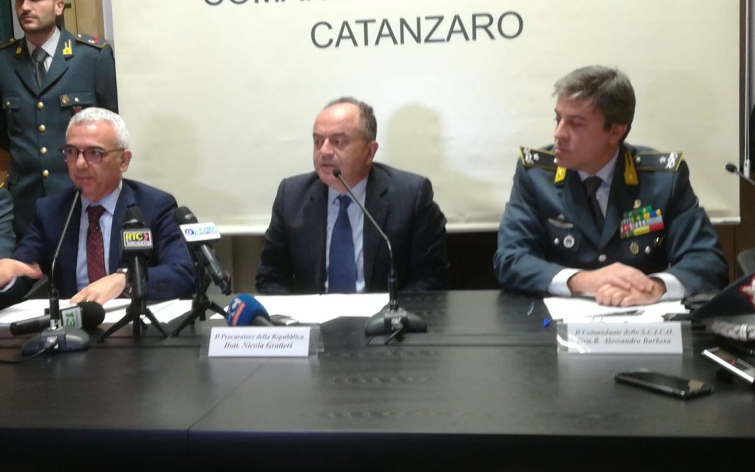 VIDEO – ‘Ndrangheta e politica, Gratteri: «In 8 anni nessuna gara per le ambulanze»