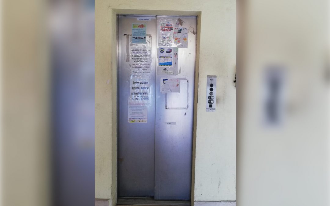 Uno degli ascensori dell'ospedale