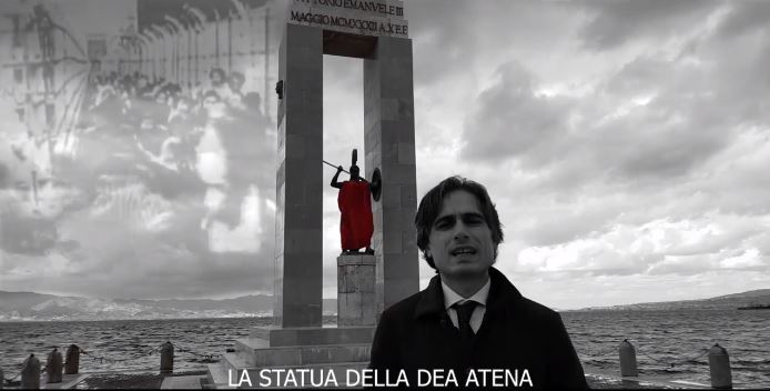 VIDEO – Giornata della Memoria, l’omaggio della città di Reggio  Vestita di rosso la statua della Dea Athena sul lungomare