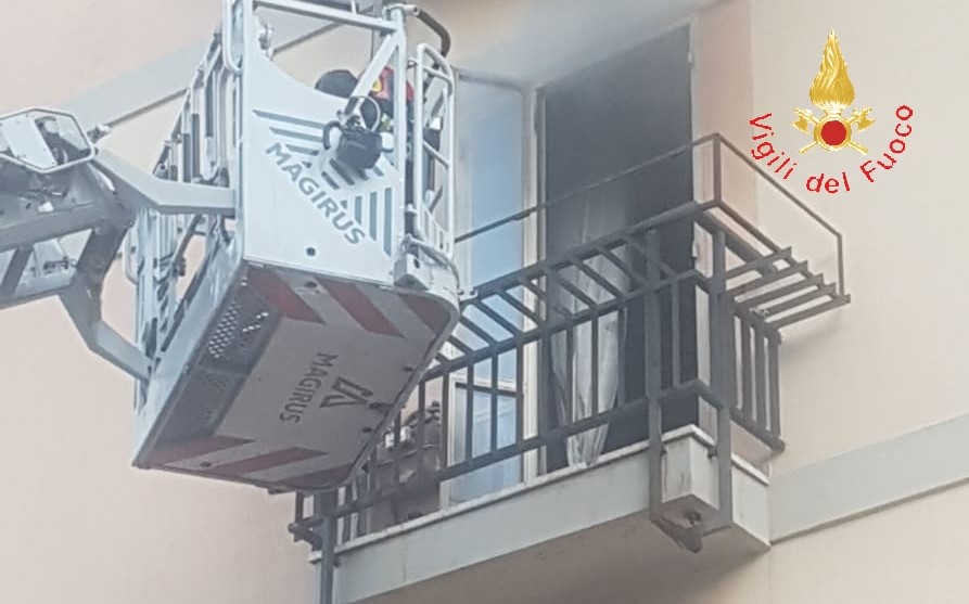 L'intervento dei Vigili del Fuoco a Catanzaro