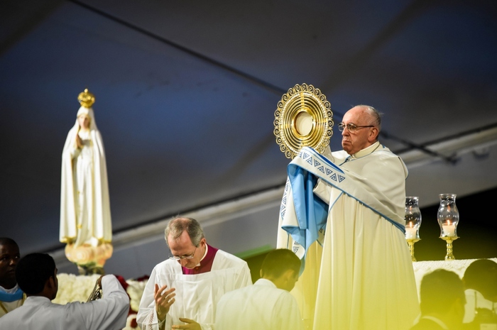 I paramenti sacri di Papa Francesco sono calabresiSono stati utilizzati per la Giornata della Gioventù