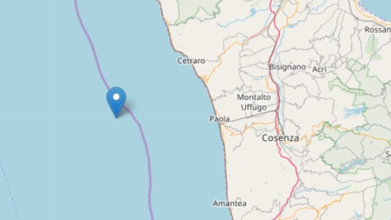 Tre scosse di terremoto al largo della costa cosentinaI sismi si sono succeduti nell'arco di 6 ore dalla notte