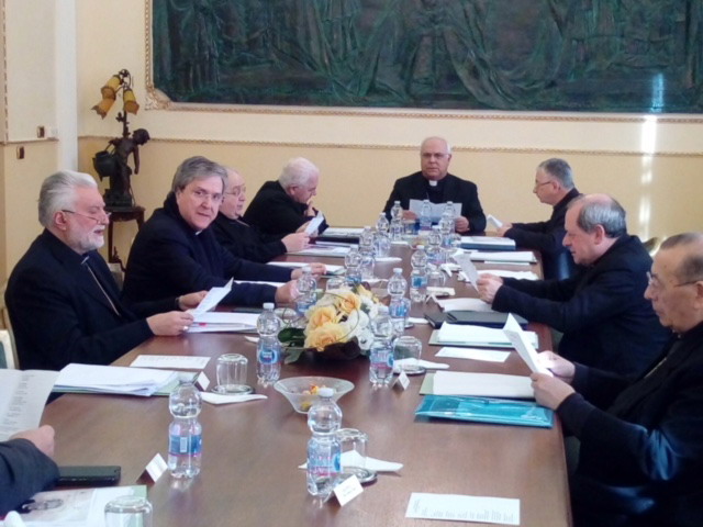 Conferenza episcopale Calabria, «allarme pedofilia»I vescovi sollecitano progetti su povertà e migranti