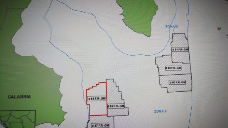 Petrolio, il ministero autorizza la compagnia Global Med a cercare idrocarburi nello Jonio