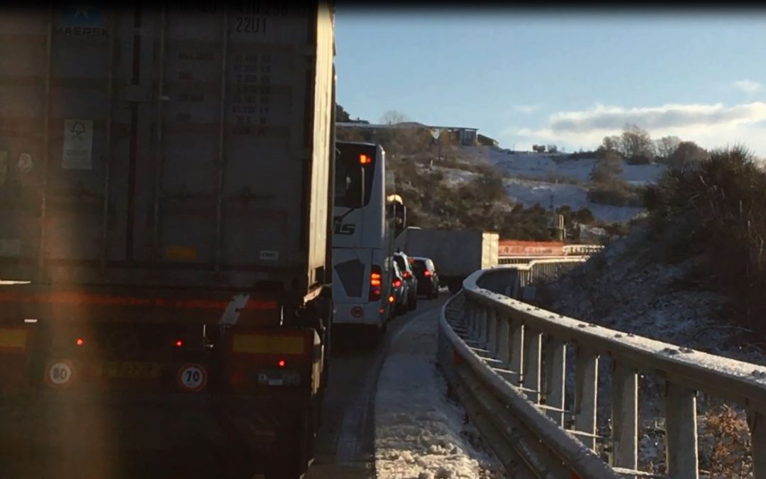 VIDEO – Maltempo, disagi sul raccordo autostradale Sicignano-Potenza