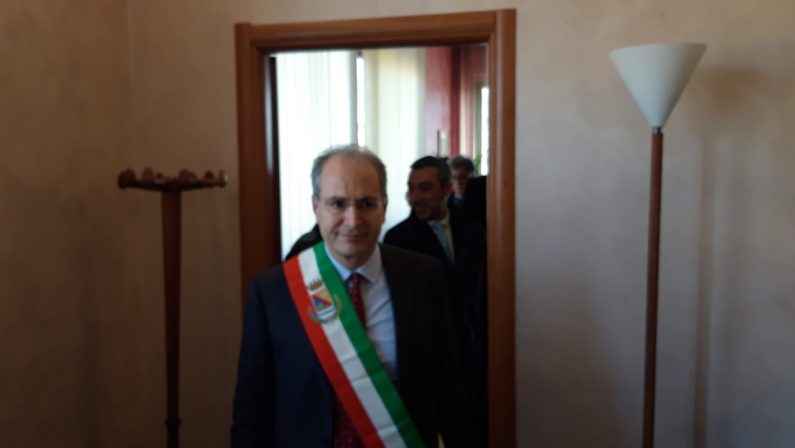 Scioglimento del consiglio comunale di Lamezia TermeTornano i commissari e il sindaco fa lo sciopero della fame