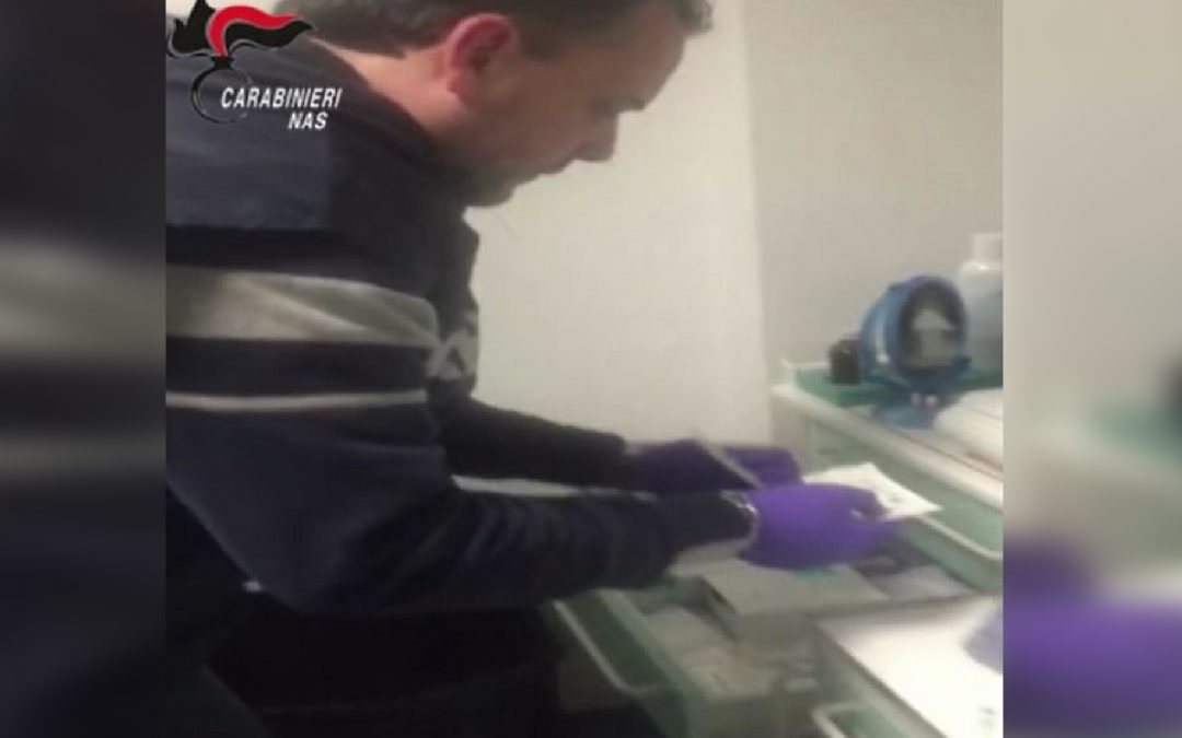 Un momento della verifica del Nas