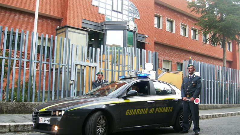 Caserta, arrestato titolare Interporto Sud Europa