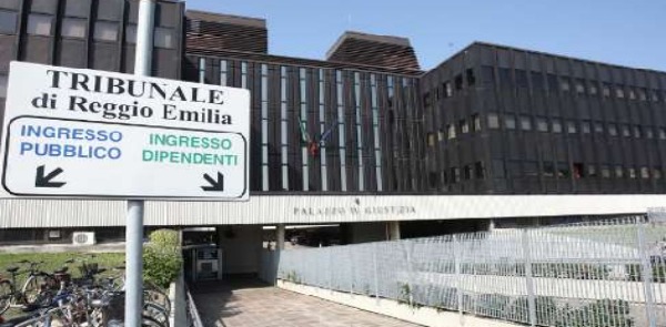 Danneggiamenti e tentate estorsioni in Emilia RomagnaConvalidati fermi e custodia per i tre figli di Francesco Amato