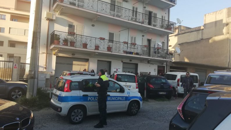 Dramma familiare a Reggio Calabria, un mortoAl culmine di una lite il figlio accoltella il padre