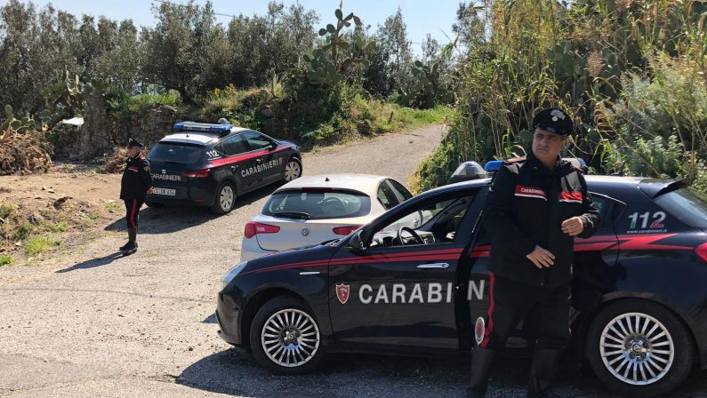 FOTO - Cadavere in decomposizione rinvenuto nel Catanzarese: il luogo del ritrovamento