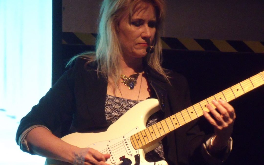Jennifer Batten