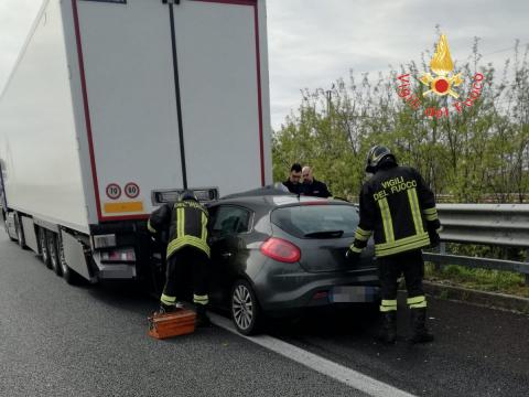 incidente a lamezia A2
