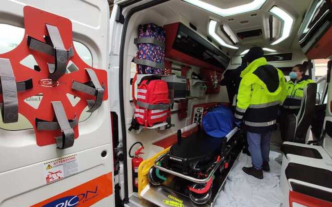 Vibo, ambulanza negata per due volte: scatta l’esposto in Procura