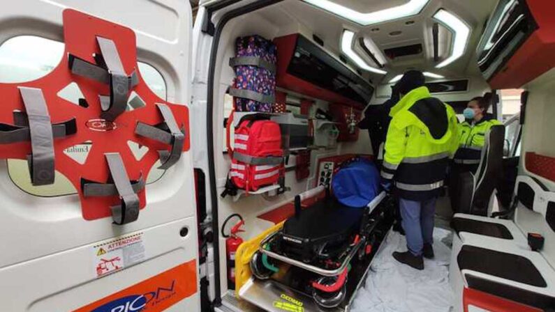 Sanità, medici del 118 spostati nei reparti: esposto della Cgil dopo problemi per i servizi delle ambulanze