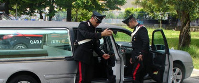 Carro funebre sequestrato al termine di un funeraleNel Vibonese assicurazione scaduta da diversi anni