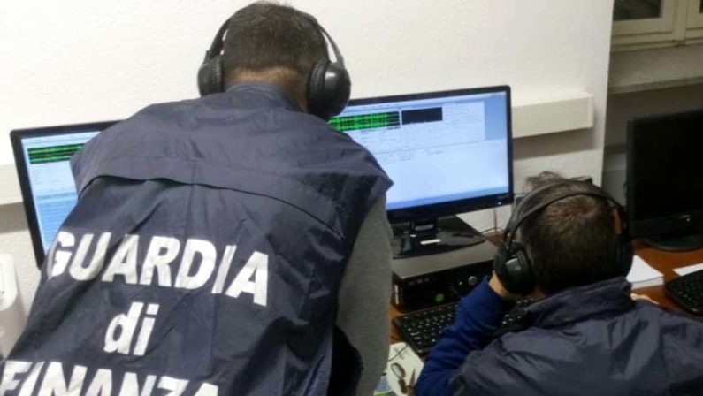 Operazione Reset a Cosenza, i "citofoni" per sfuggire alle intercettazioni