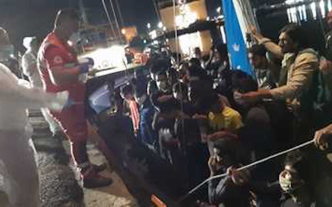 I migranti sbarcati a Crotone
