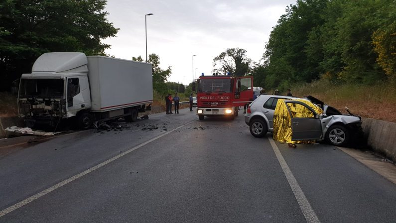 Strage sulle strade del vibonese, incaricati i peritiLa Procura vuole ricostruire la dinamica dell'incidente