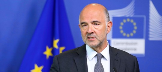 Il commissario Ue per gli Affari economici, Pierre  Moscovici