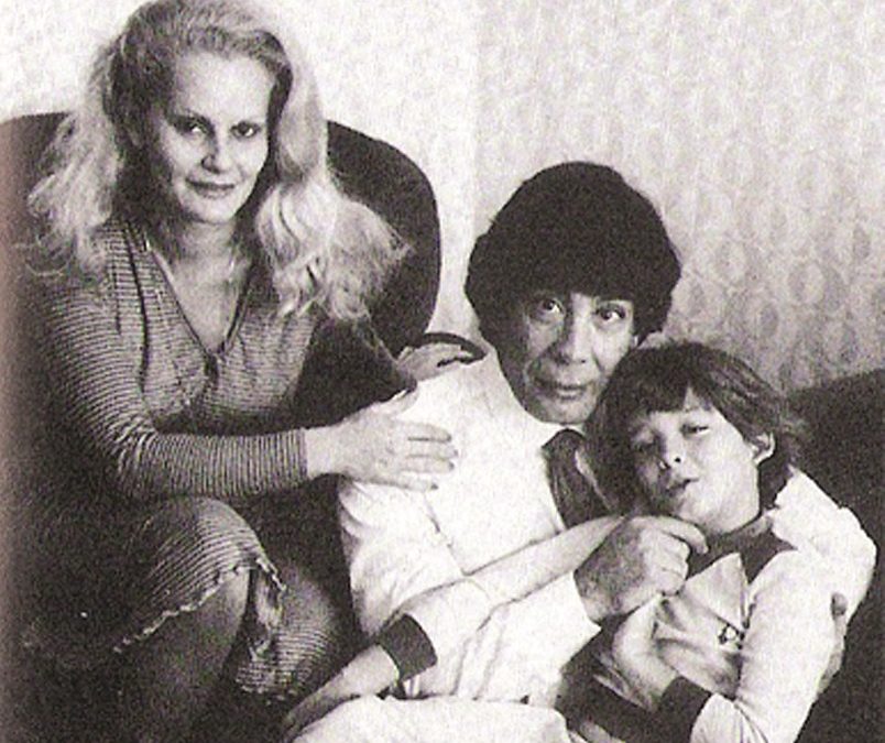 Vera Girotti con Tommaso Buscetta e la loro prima figlia, Alessandra