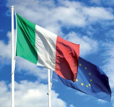 Bandiere dell'Italia e dell'Europa