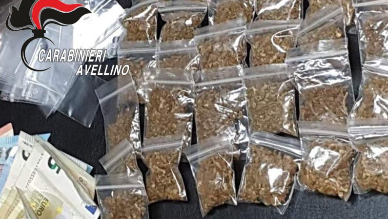 Prata, sorpreso al centro di accoglienza con oltre mezzo etto di marijuana: gambiano arrestato 