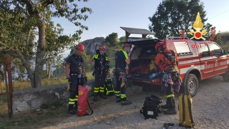 Giovane scomparso, impiegati vigili del fuoco calabresiL'escursionista francese trovato morto domenica sera