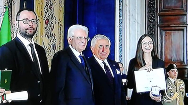 Giovane vibonese premiata come "Alfiere del Lavoro" dal presidente Sergio Mattarella