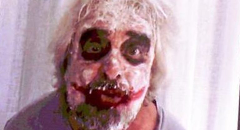 Beppe Grillo in versione Joker