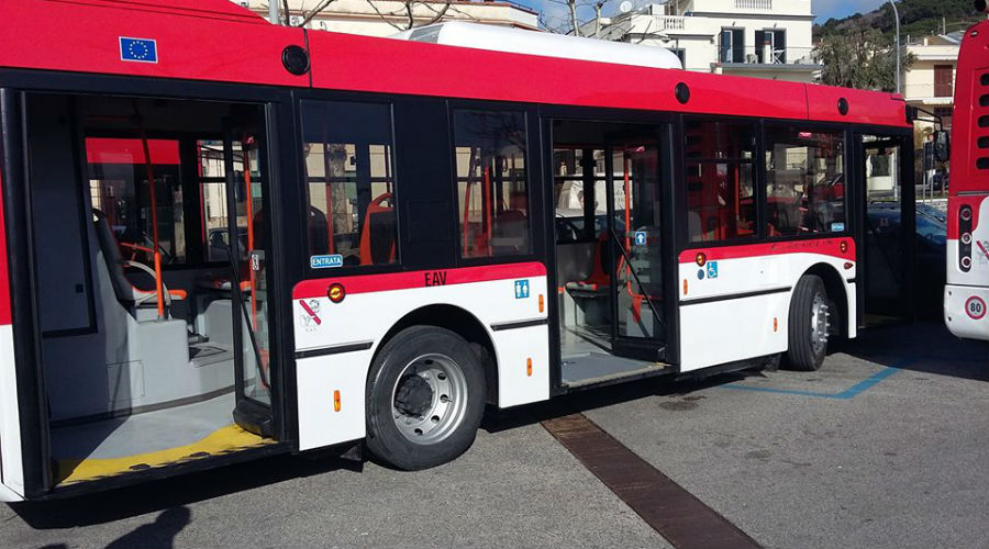 Trasporti: ad Eav assegnati 132 nuovi autobus