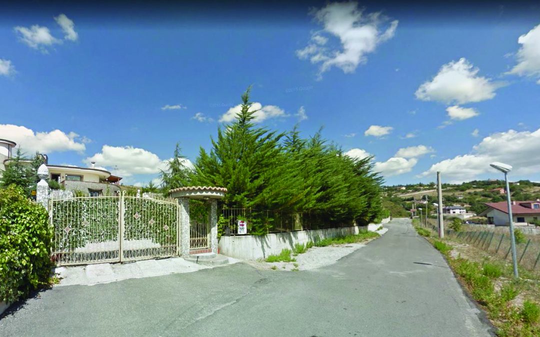 Alcune delle villette di via Ponte Sant’Antonio a Piani del Mattino