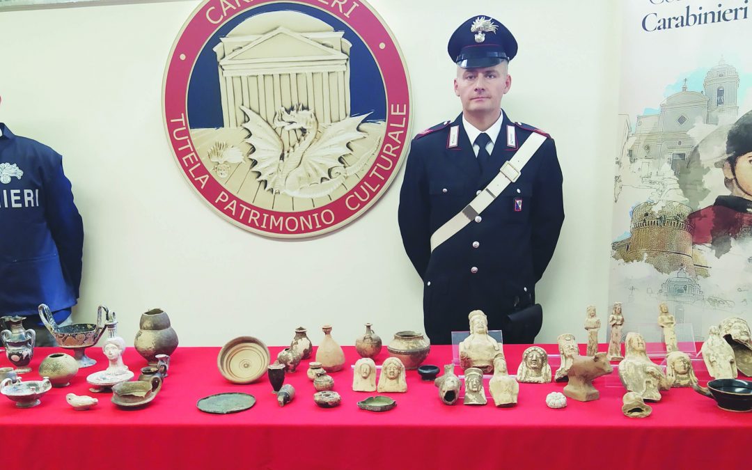 Alcuni dei reperti sequestrati ieri mattina