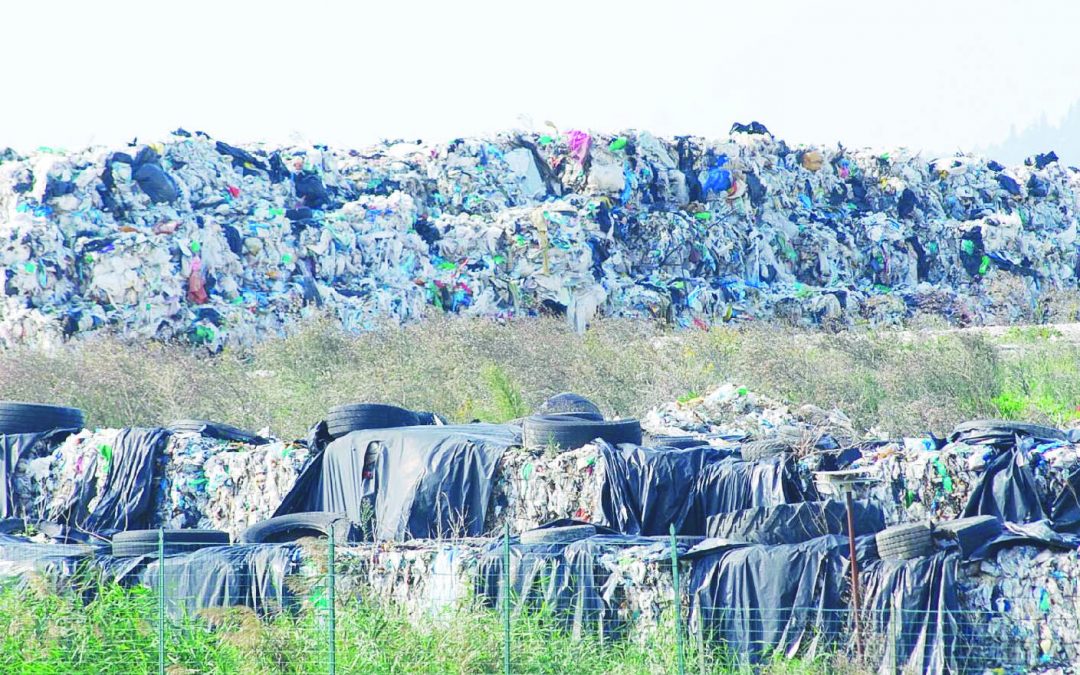 Rifiuti, ora a Matera si rischia la paralisi