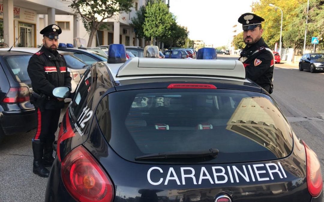 Camerota, 34enne arrestato per estorsione