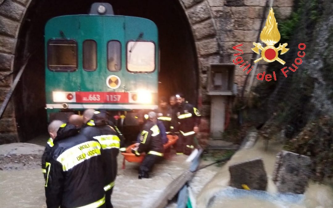 Maltempo e allerta rossa in Calabria, allagata Reggio. Disagi in diverse zone