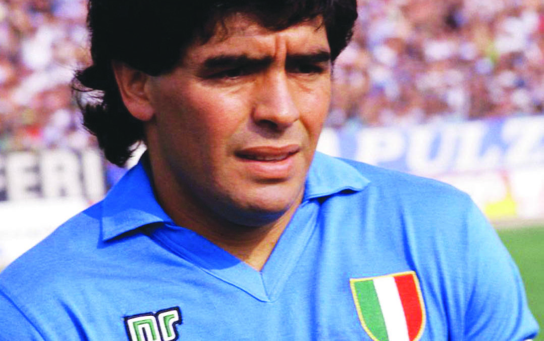 14+ Napoli Di Maradona Trofei Gif