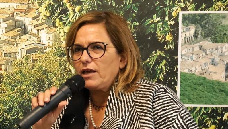 Cariati, Filomena Greco ci ripensa e revoca le dimissioni da sindaco