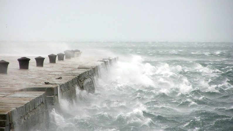 Maltempo, allerta arancione sulla costa tirrenica in Calabria