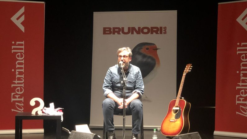 L’Unical “cinguetta” e parla con Dario
«La mia benedizione alla Calabria, ce n’è bisogno» – VIDEO