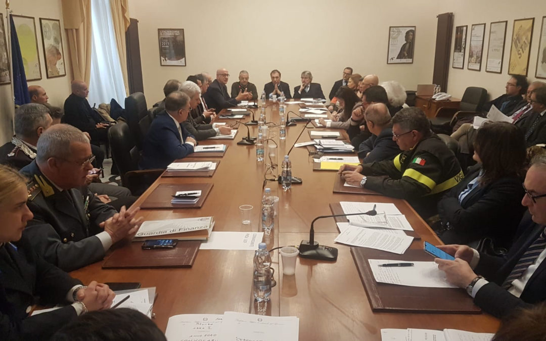 Coronavirus, caccia agli sciacalli dei social