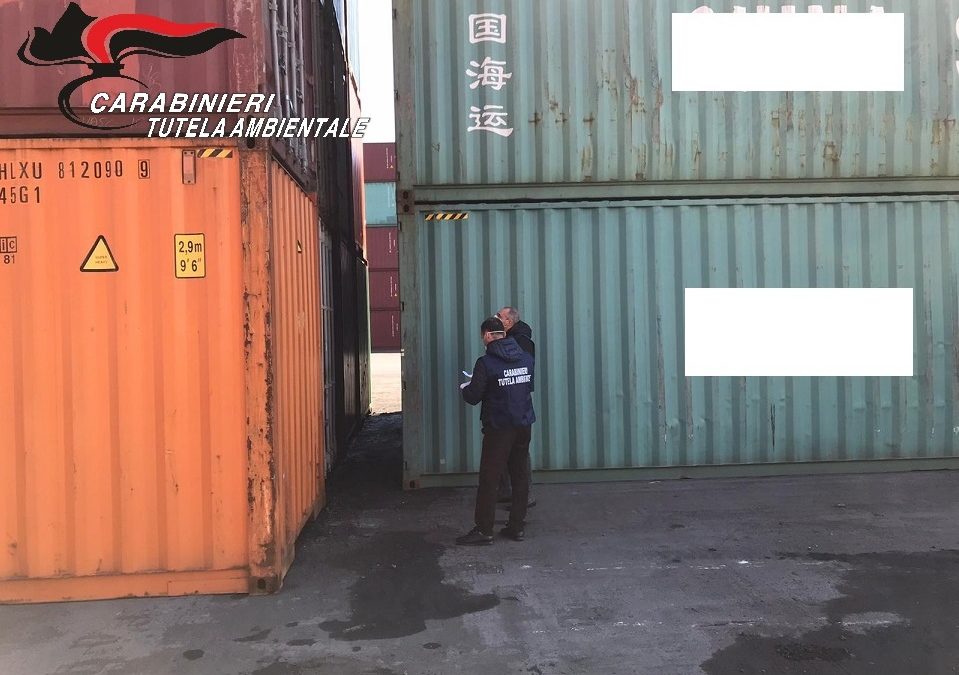 Salerno, sequestrati 28 container di rifiuti al porto