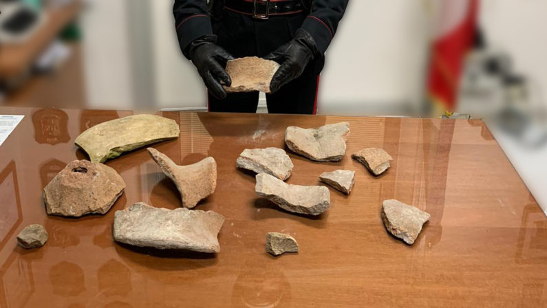 Pompei, ruba alcuni frammenti antichi dal parco archeologico. 25enne arrestato