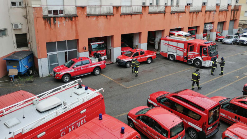 Coronavirus, tornano in servizi i 66 vigili del fuoco costretti alla quarantena a Cosenza