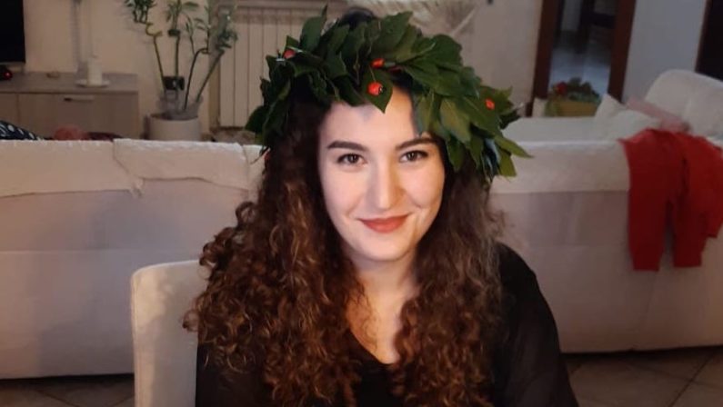 Coronavirus, Michela si laurea in videoconferenza dalla sua casa di Dasà