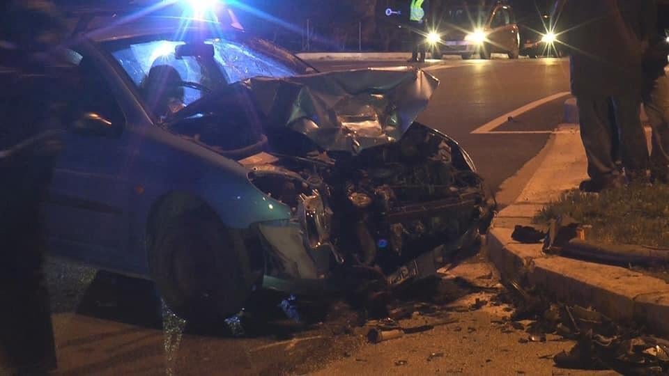 La Peugeot convolta nell'incidente di ieri sera a Matera (foto da Trmtv)