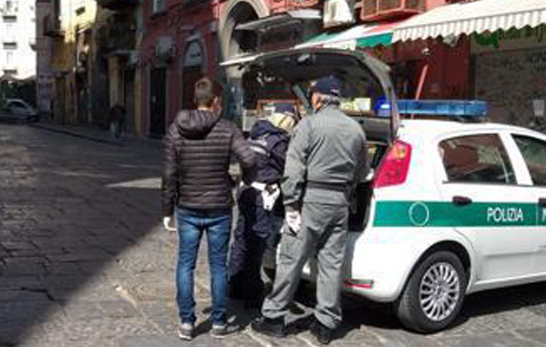 Coronavirus/ La Polizia metropolitana di Napoli raddoppia le pattuglie per le attività di controllo