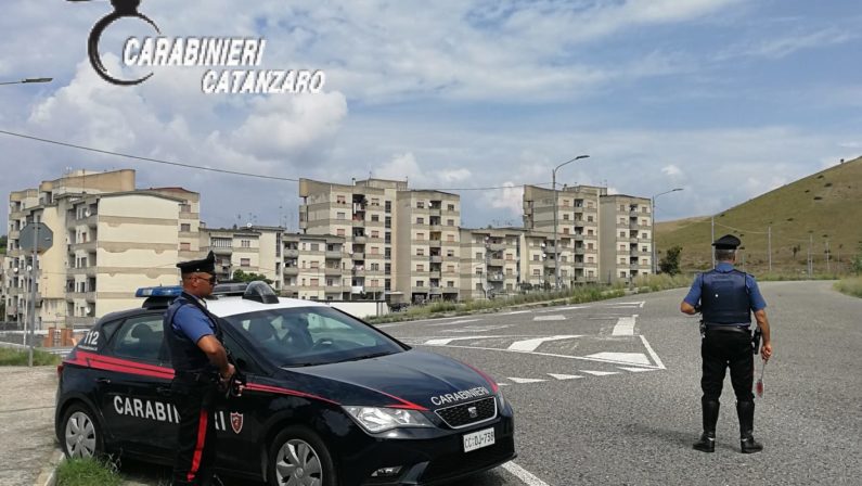 "Vado a comprare le sigarette...", la scusa per evadere dai domiciliari: arrestato catanzarese